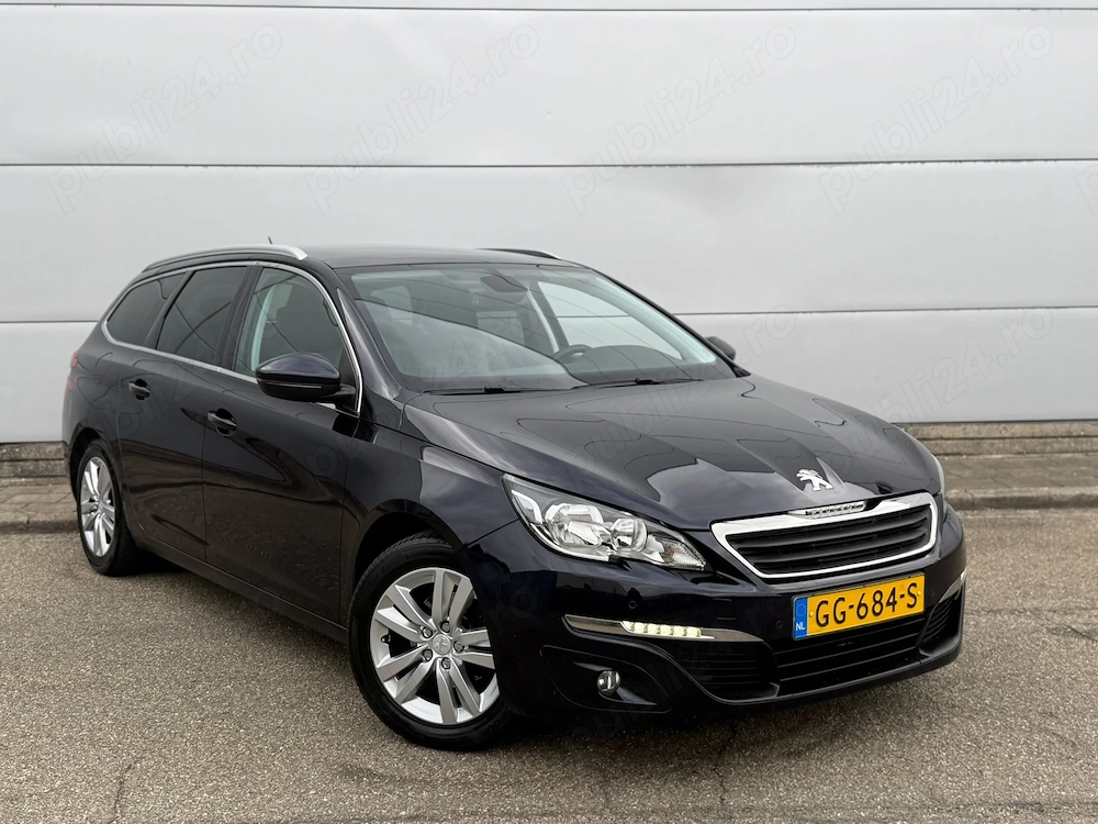 Peugeot 308sw 2015 panoramic interior deosebit