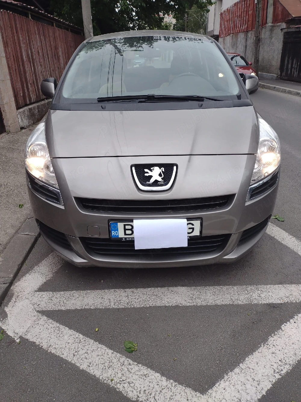 Peugeot 5008, an 2011, motorizare 1.6 HDi, 112 CP, 7 locuri, 103.336 km, ITP valabil 31.07.2026