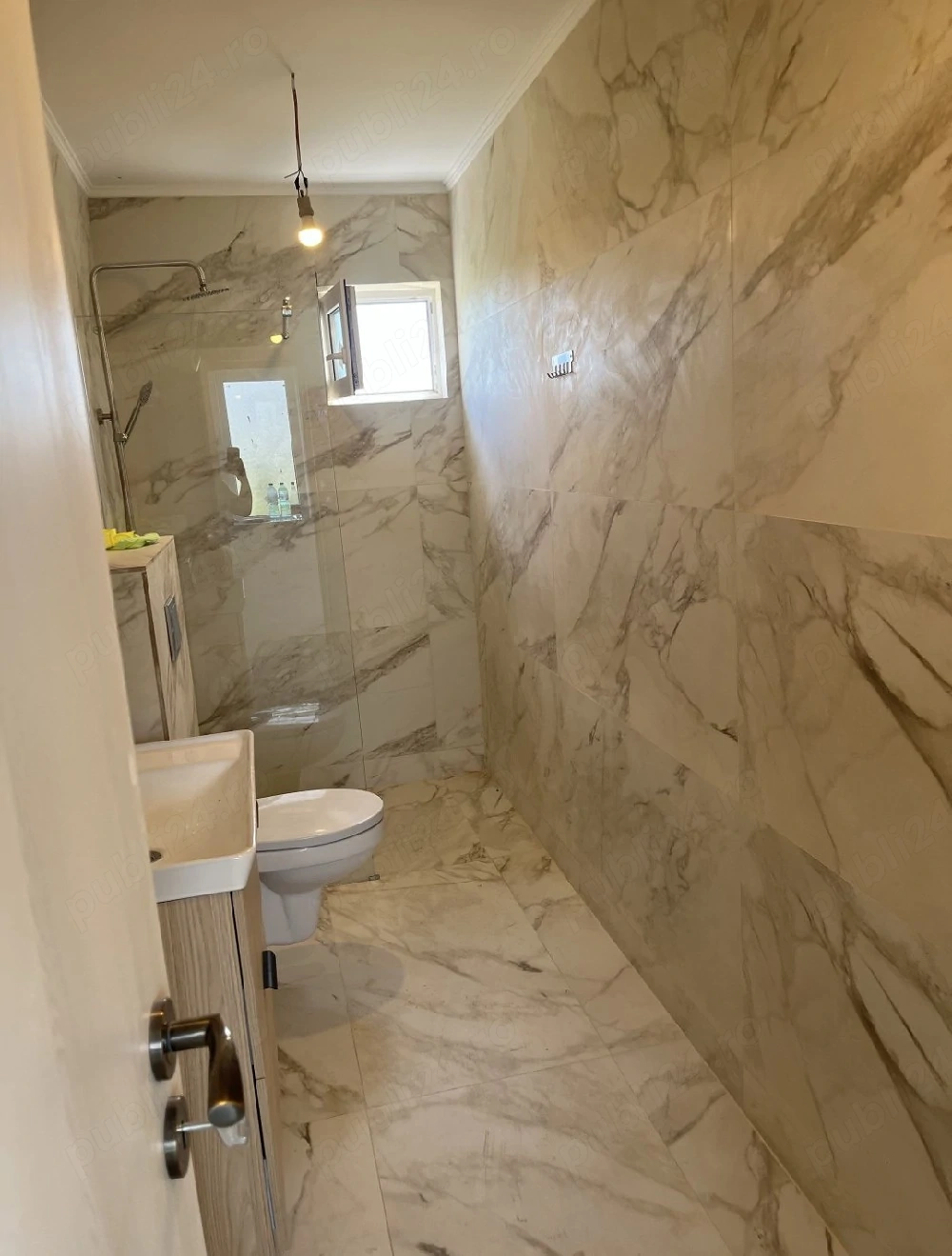 Apartament duplex+ teren de vânzare 