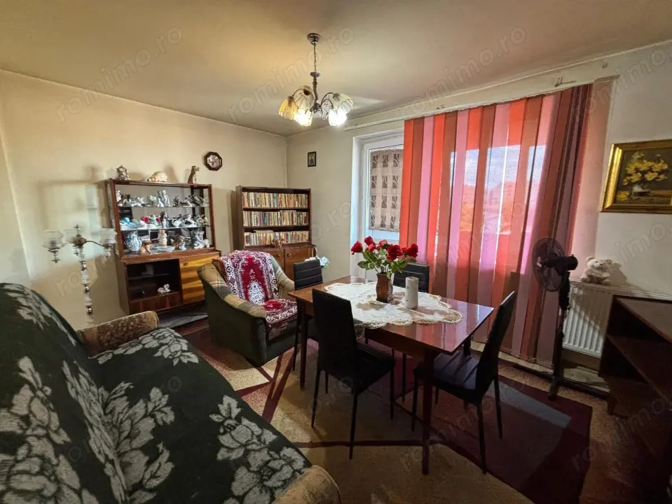 Aapartament cu 2 camere, 46 mp, zona Ultracentral