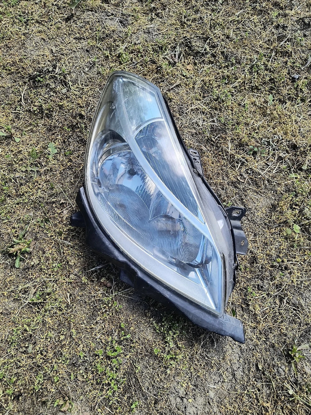 Far Dreapta / DR - Europa - Renault Clio 3 / III