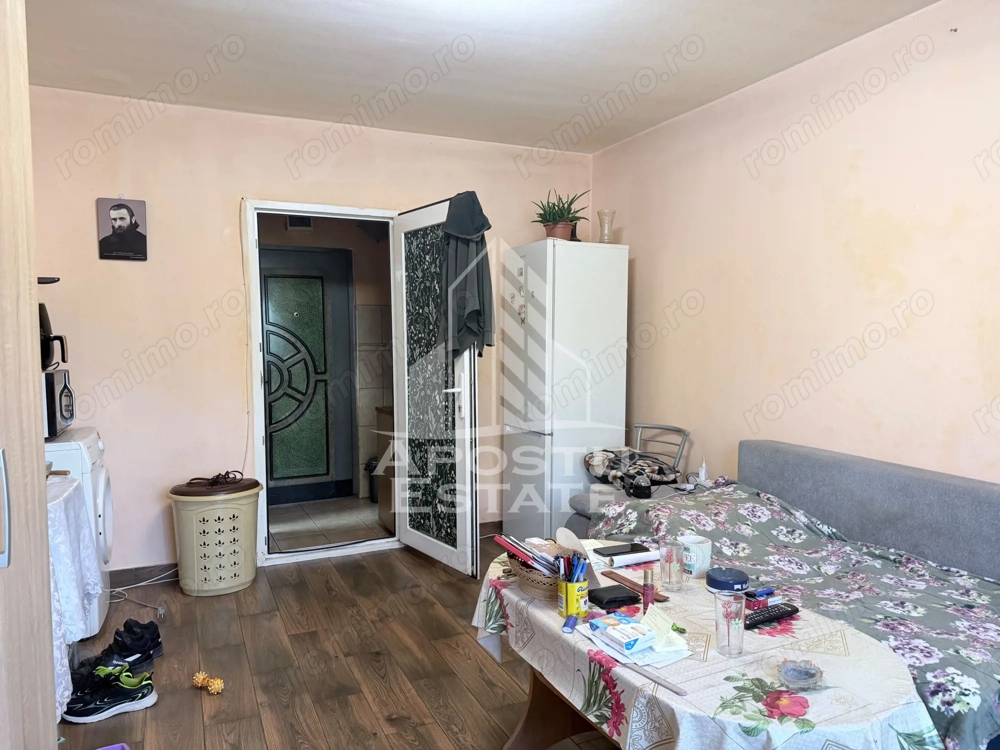 Garsoniera de vanzare in apropiere de Shopping City Steaua Timisoara