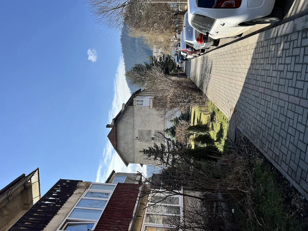 Schimb apartament cu o casă mică în Câmpulung Moldovenesc sau în apropiere de oraș.