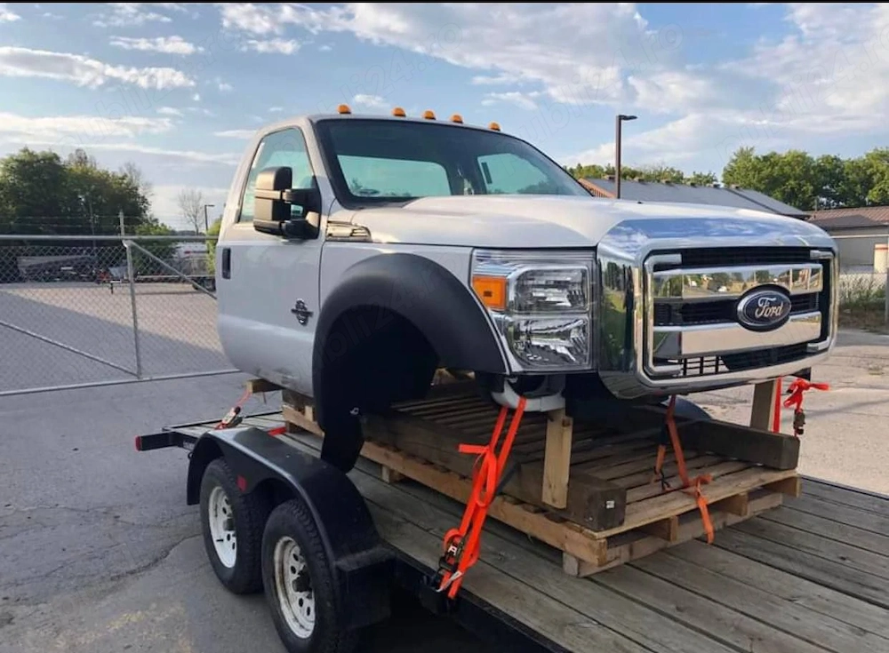 Ansamblu auto Ford Super Duty F 550 din 2016