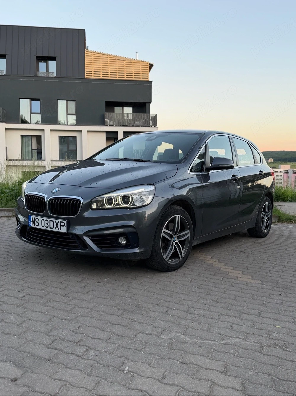 BMW 220i Active Tourer   2015   Full Option 