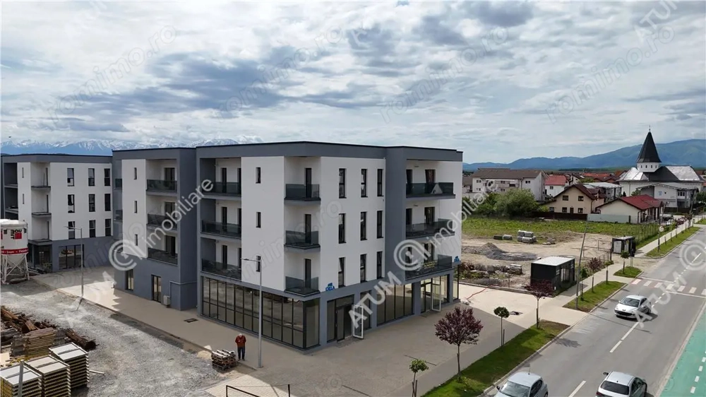 Apartament 3 camere 2 bai balcon si parcare situat in Selimbar Brana