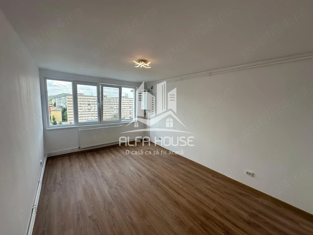 Vand garsoniera zona Micro 1 Govandari 