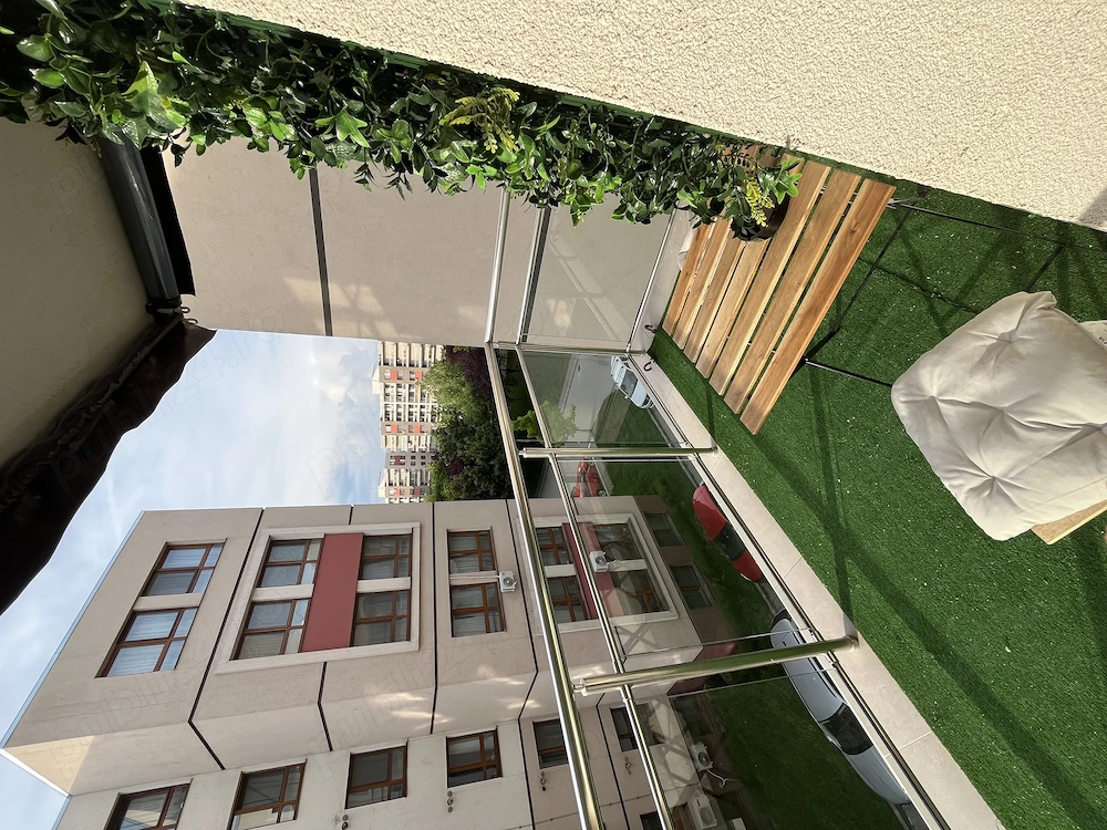 Apartament superb sector 4, Metro Berceni, cartier solar cu piscina