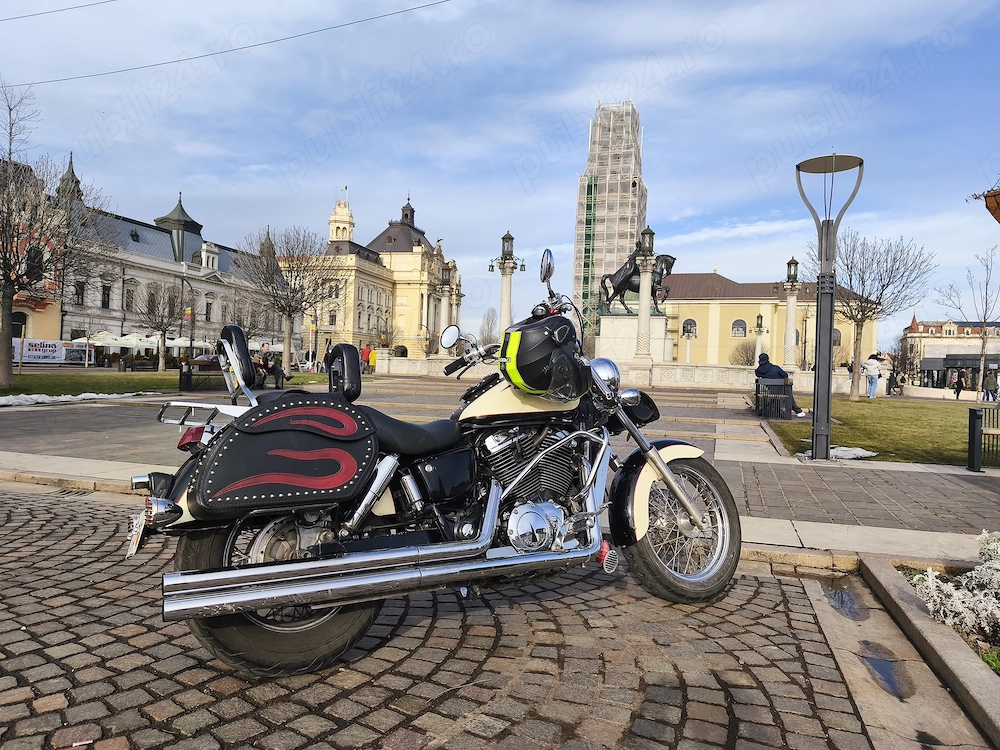 Vând Honda Shadow VT1100 C2 ACE
