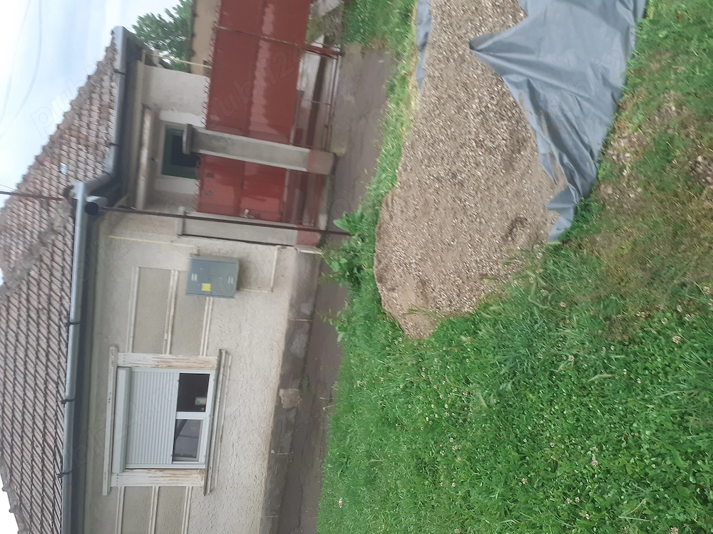 Casa de vanzare