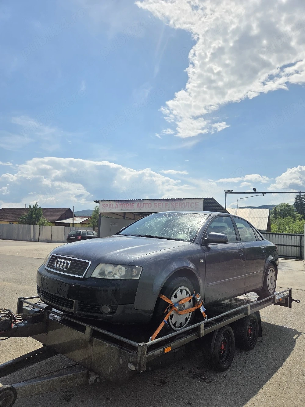 dezmembrez audi a4 1.9 131 