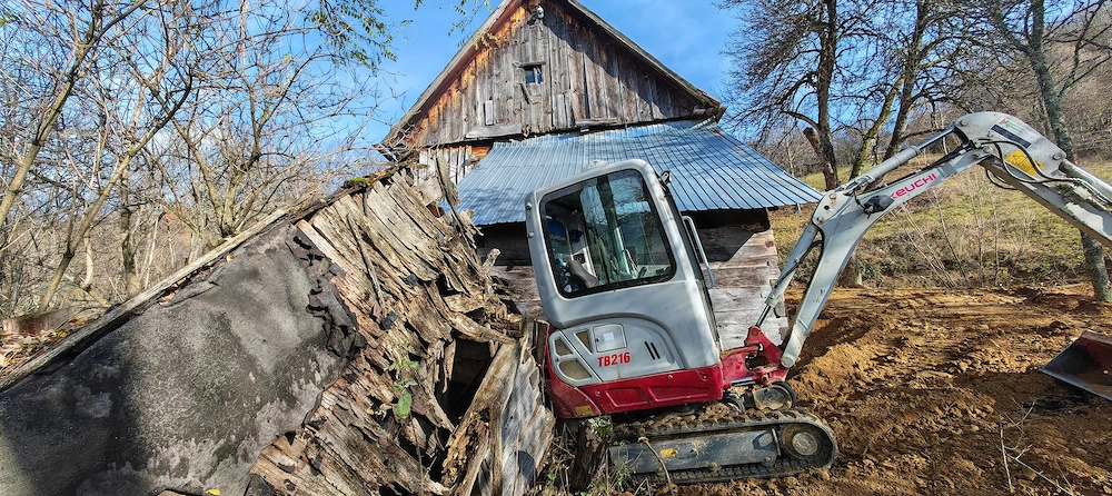 Takeuchi tb216 2021 
