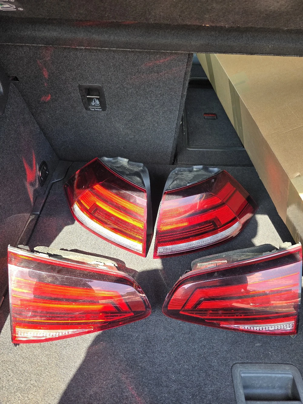 Set stopuri OEM VW golf 7.5(facelift) hatchback