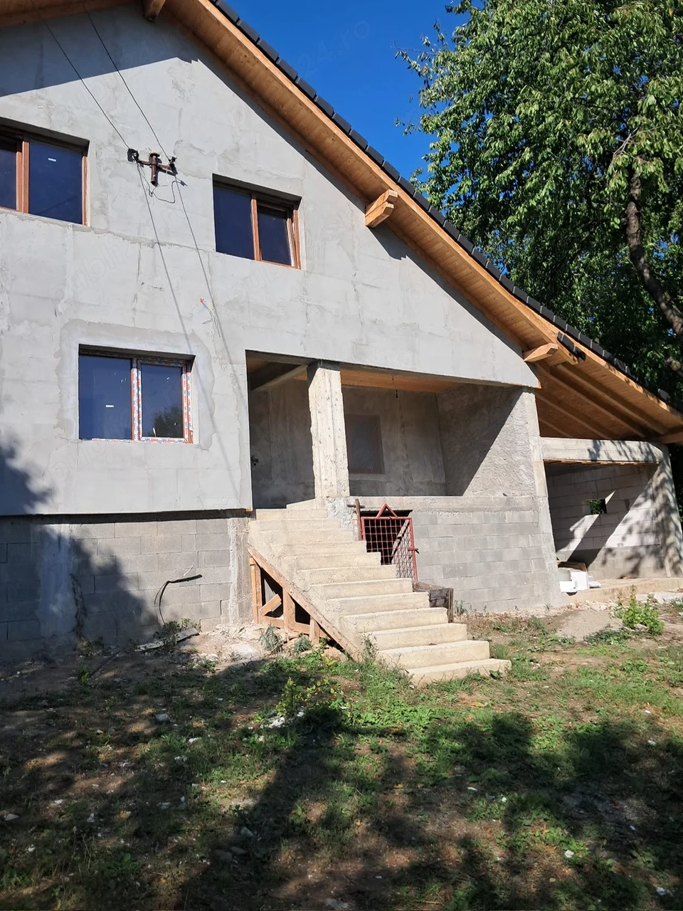 Casă noua de vânzare in Veseud, nr. 65 jud. Sibiu,cu panoramă superbă asupra satului