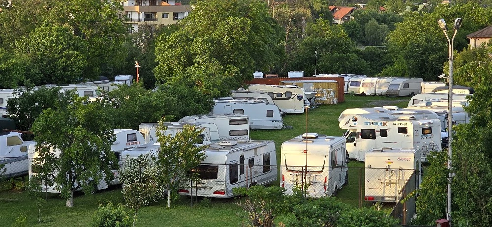  parcare toate tipurile de vehicule  , parking lot