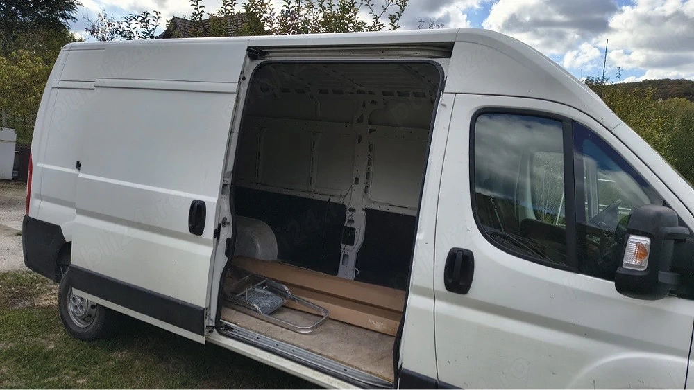 Vând Peugeot Boxer 2019