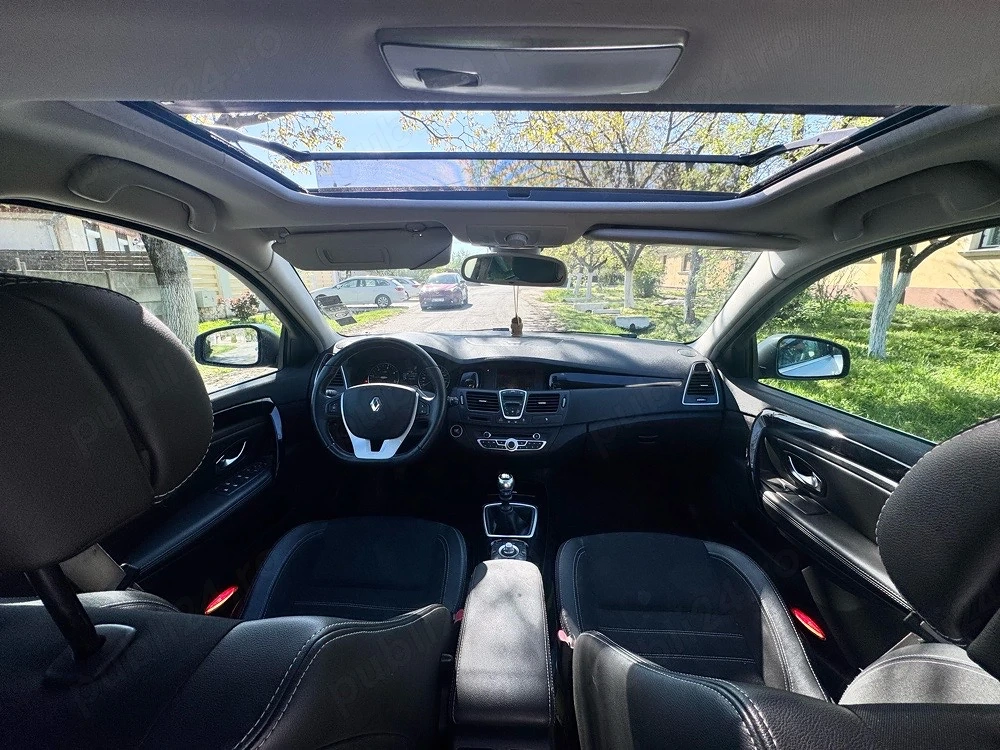 Renault Laguna 1.5 DCI - 2014 - Panoramic