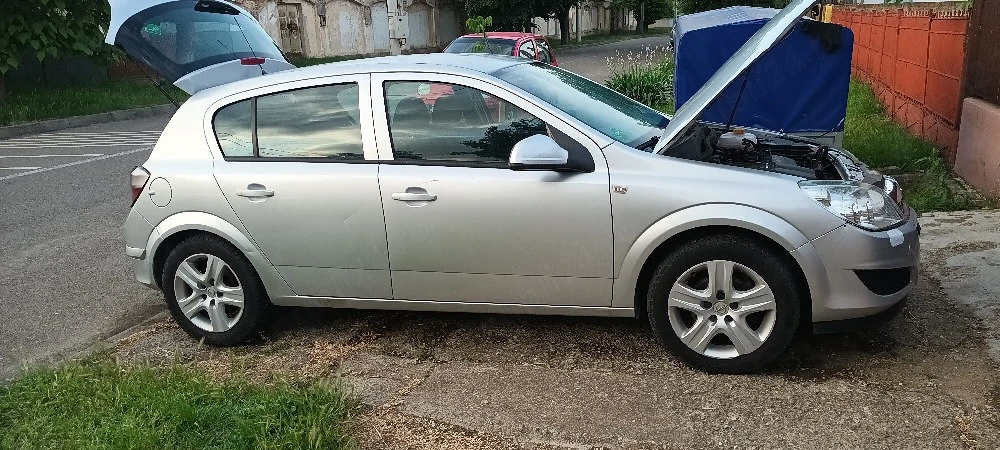 Opel Astra H 1.6 GPL 2010