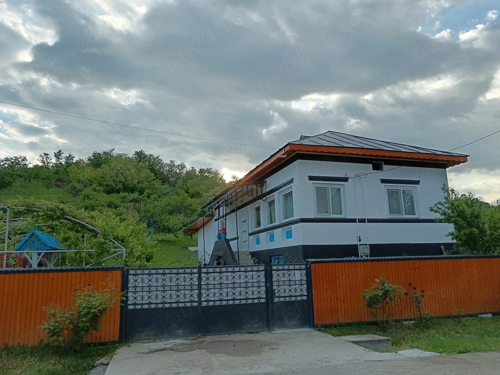 Casă de vacanță la cheie 