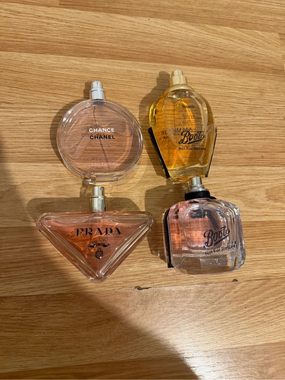 parfumuri prada chanel