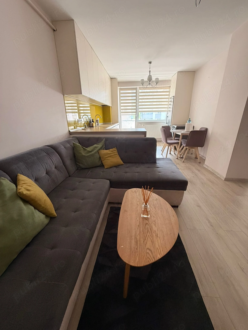 Apartament 3 camere langa Vivo