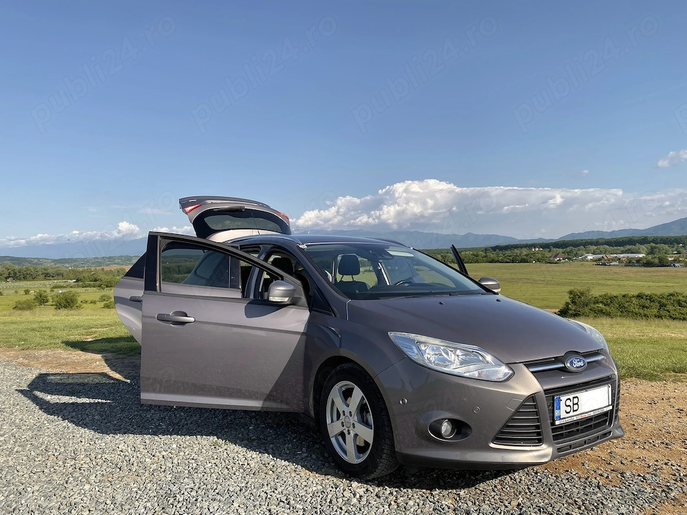 Ford Focus EcoBoost inmatriculata 