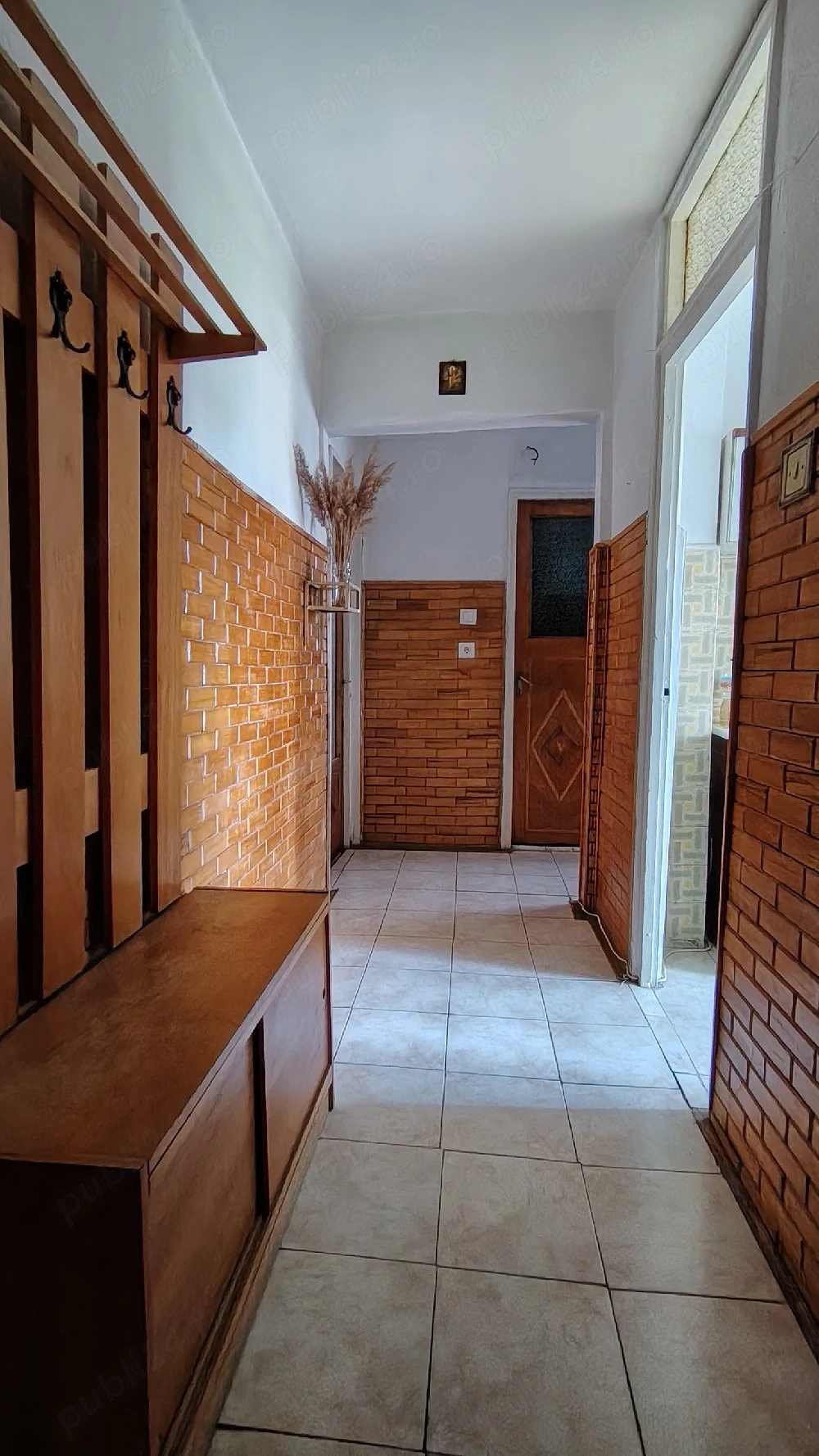 Caut colegă de apartament