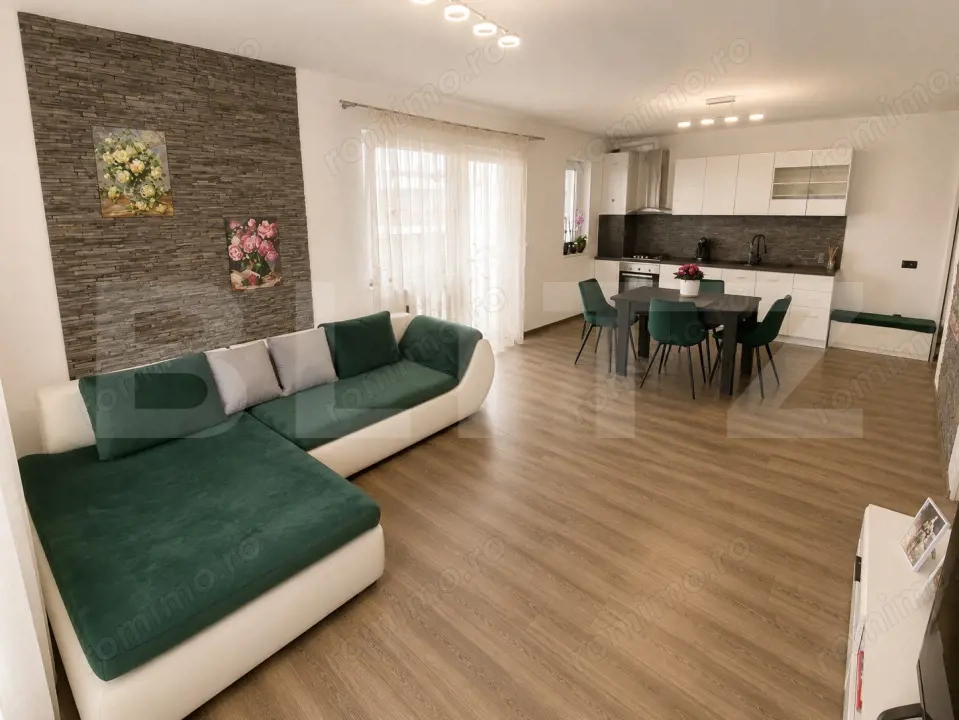 Apartament 2 camere, etaj intermediar, la cheie, balcon, zona Vivo