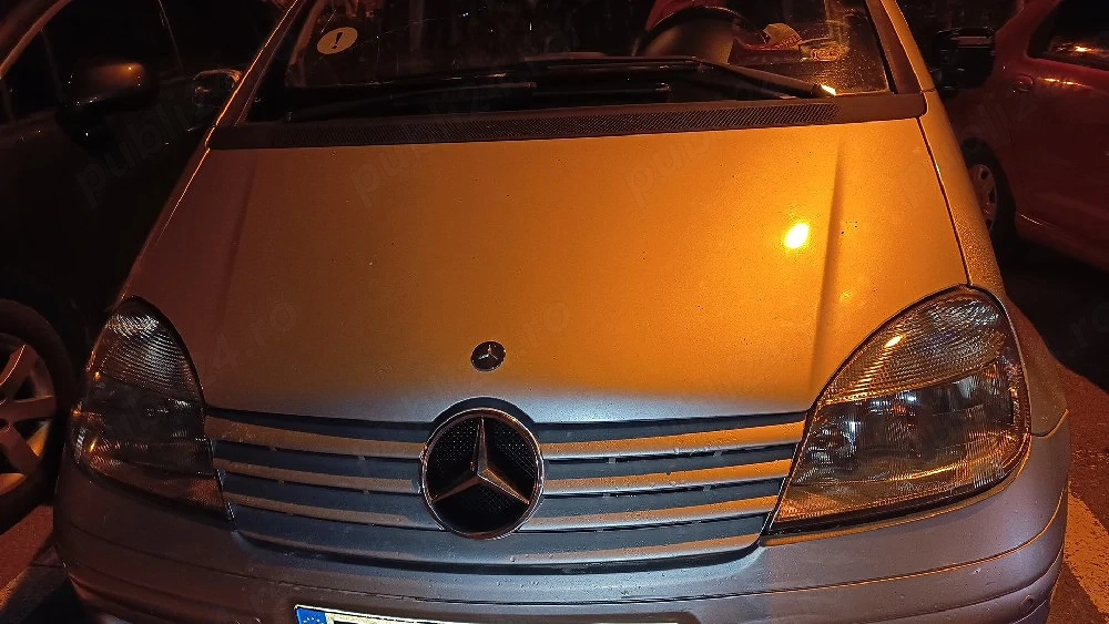 Dezmembrez Mercedes Vaneo 