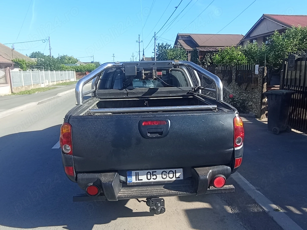 Autoutilitara Mitsubishi L200 de vinzare 
