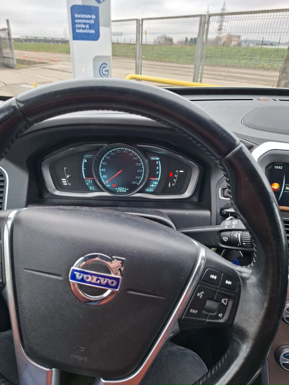 Se vinde Volvo XC 60 2.0 D, automata