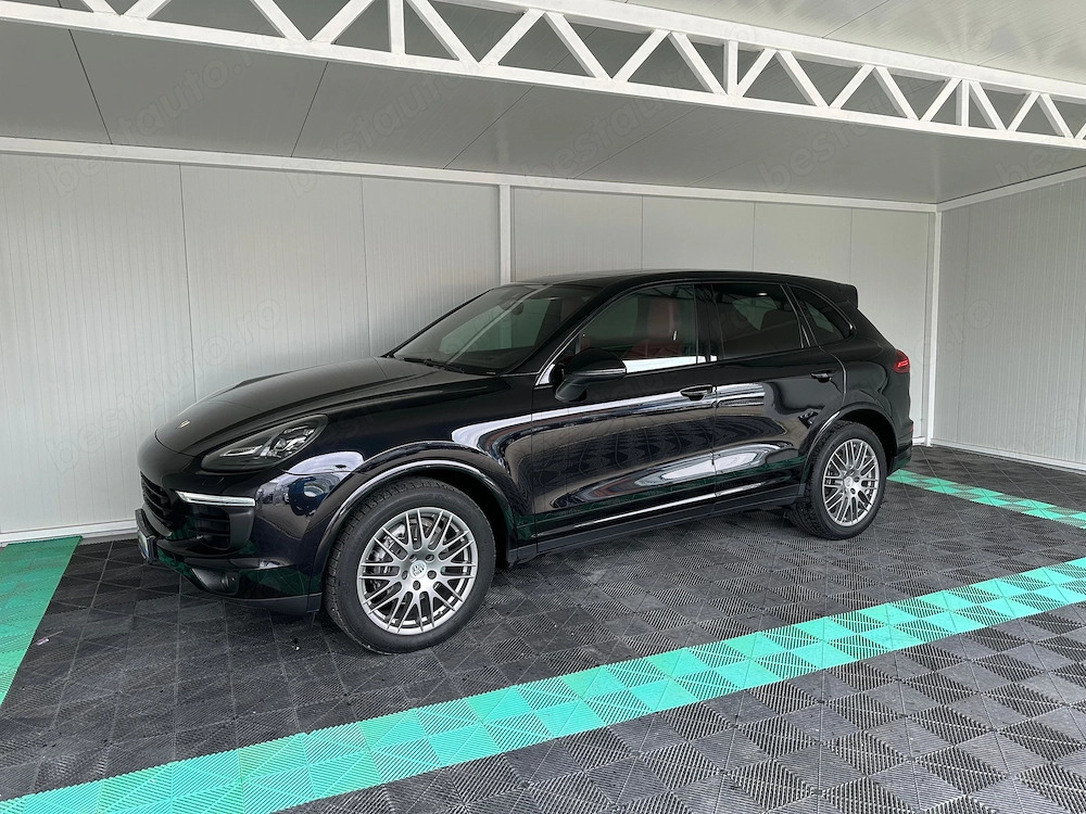 Porsche Cayenne 3.0 Diesel 262 CP An 2017