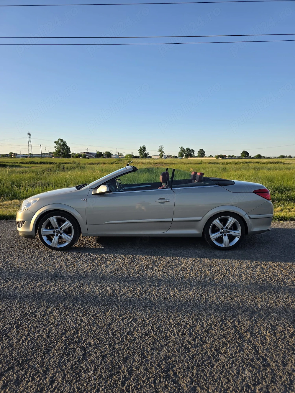 Vând Schimb Opel Twin Top