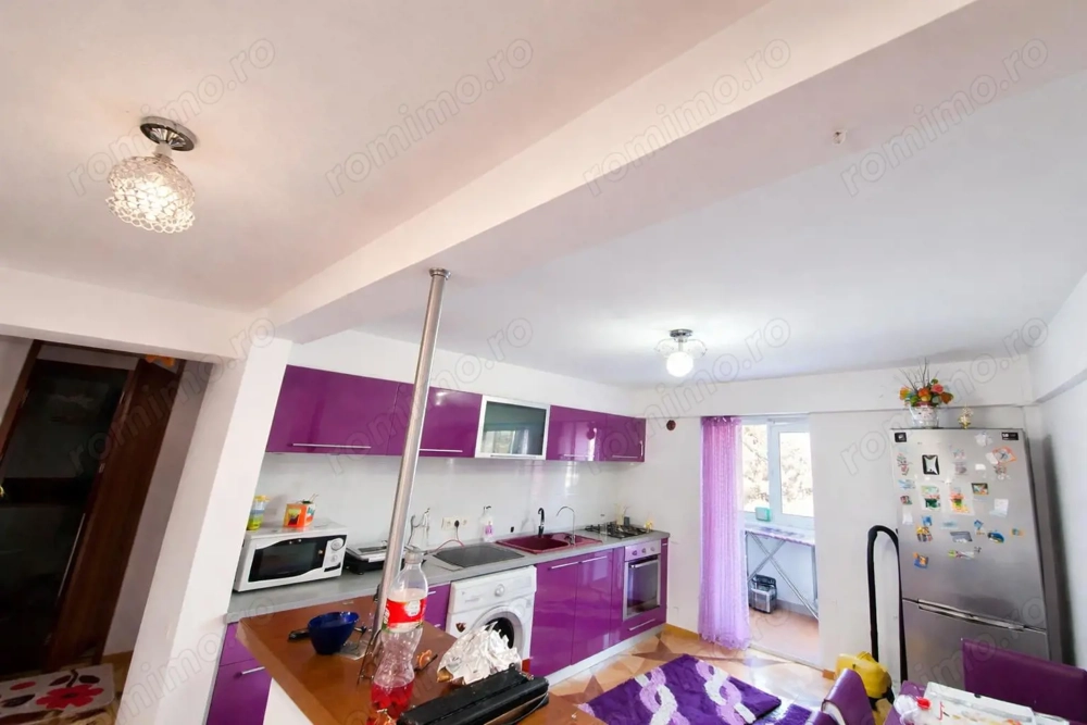 Apartament 4 camere, Central, mansardă, 3 balcoane