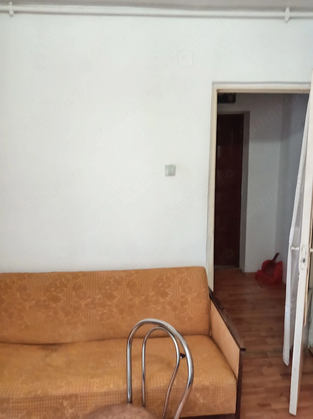  Vand Garsoniera 