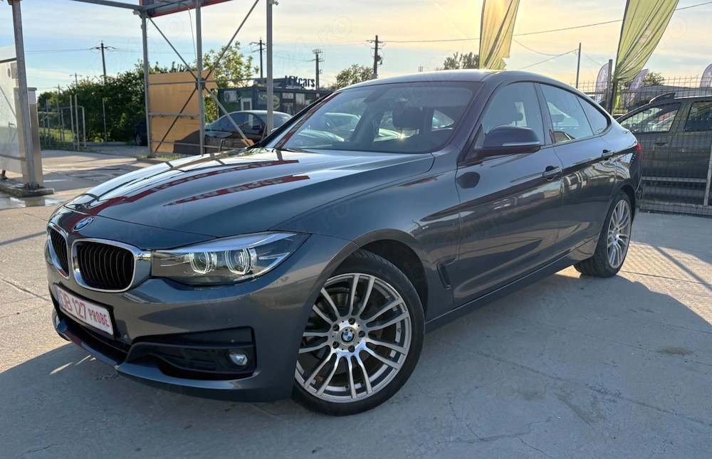 BMW Seria 3 318d Aut. Sport Line