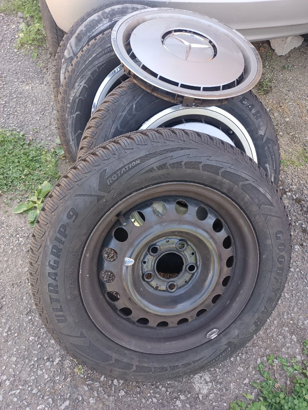 mercedes w124 roti originale si capace  vehicul istoric 