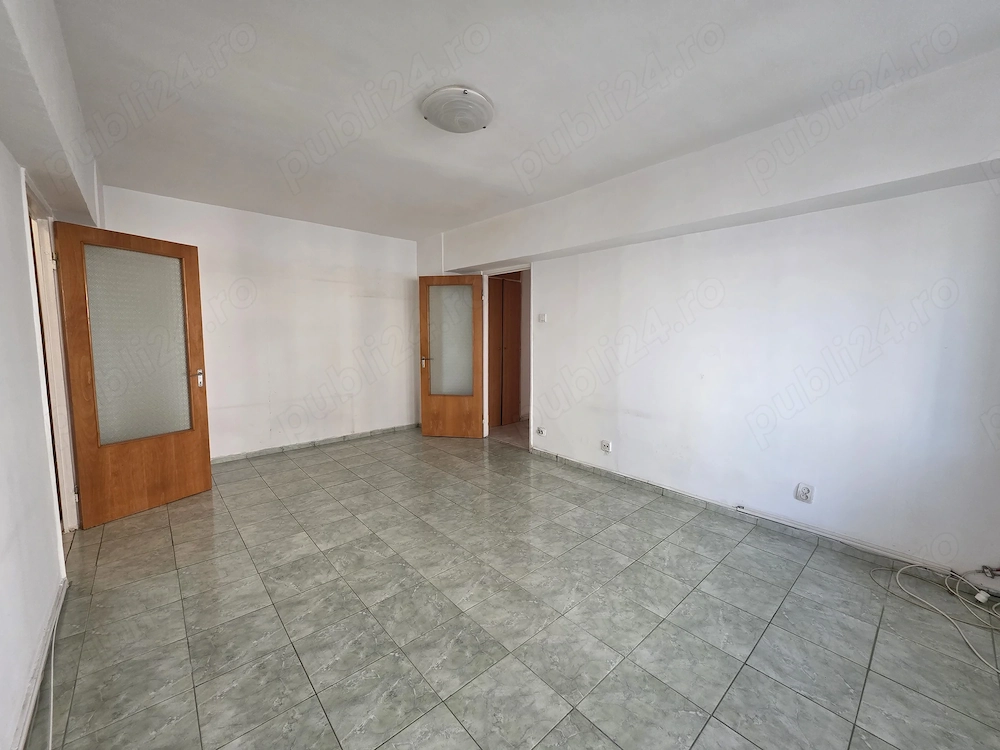 3 camere Bvd Chisinau | Bloc 1986  | anvelopat | Comision 0