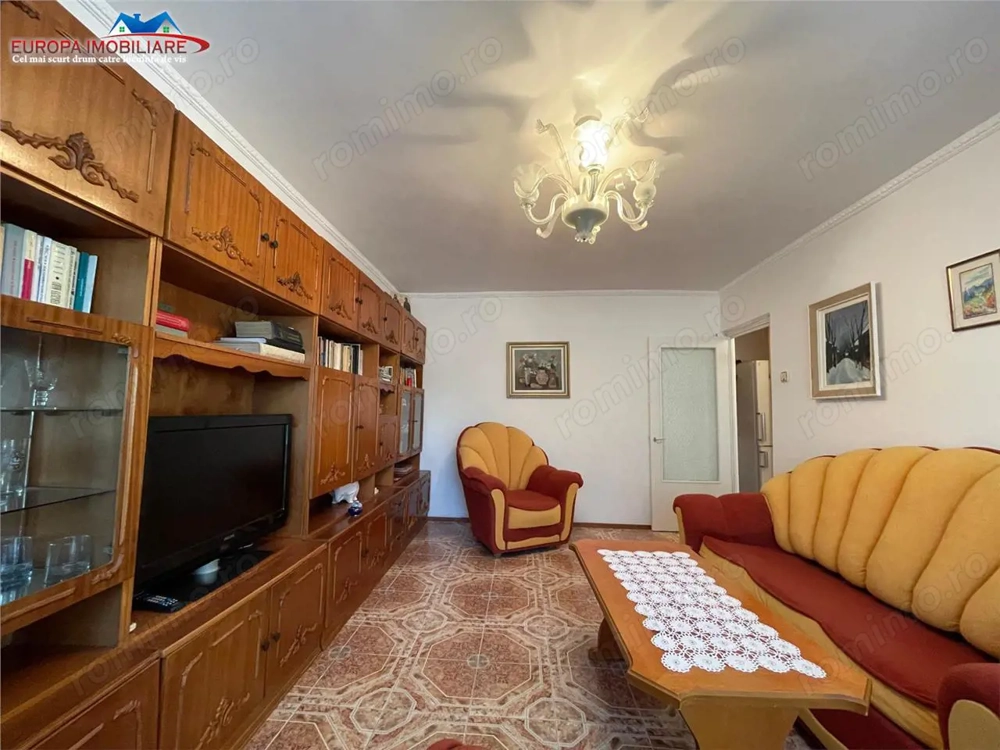 Apartament 3 camere de vanzare zona E3 -Tulcea