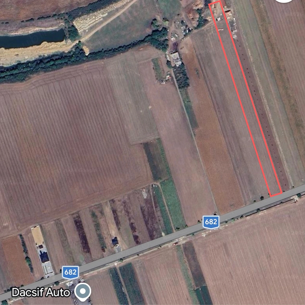 Teren 1 HECTAR cu deschidere mare la DJ682   Zădăreni, Arad