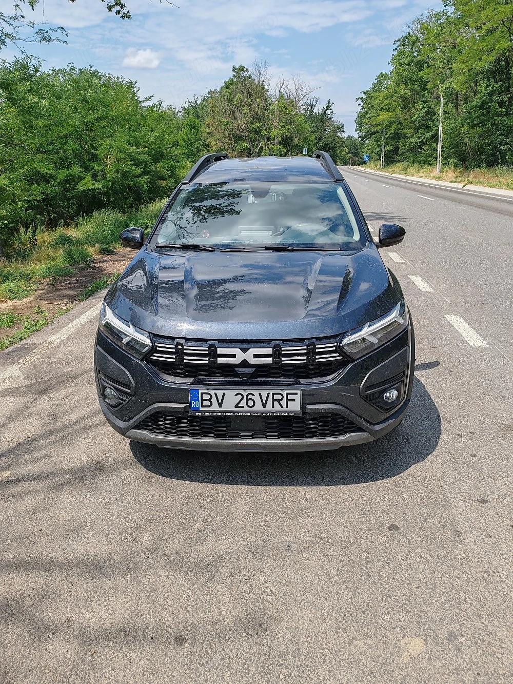 Vând Dacia jogger 