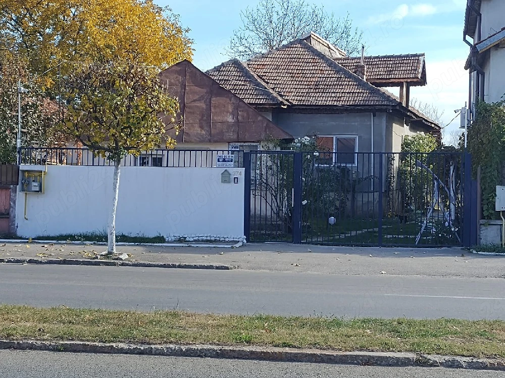 vând închiriez casa 1033mp