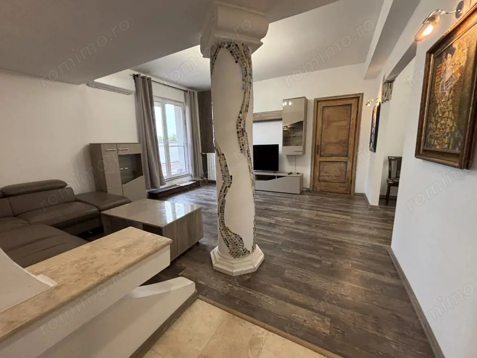3 Camere - Centrul Vechi - Strada Doamnei - Centrala Imobil - Terasa 20 mp