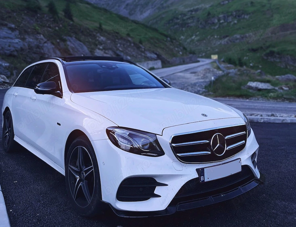 Mercedes-Benz E 300 de Estate | Plug-in Hibrid Diesel | 2019 | AMG Line | Diamond White   Night Pack
