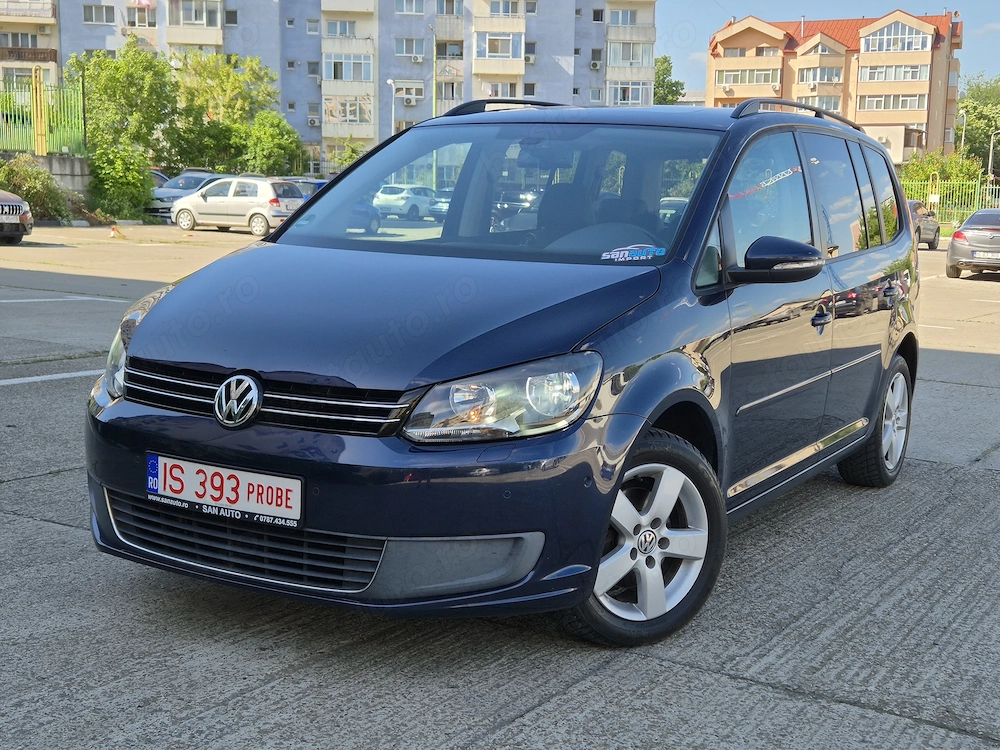 VW Touran 2011 1.6 TDI 105 CP euro 5