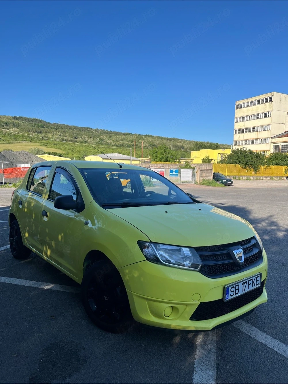 Dacia Sandero 2015