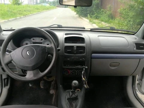 vand renault simbol 1.4 benzina si gaz 2011 