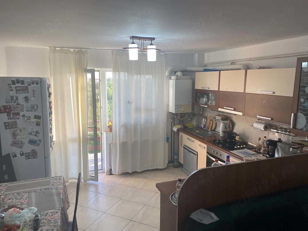 Apartament 3 camere de vanzare zona Salajanca