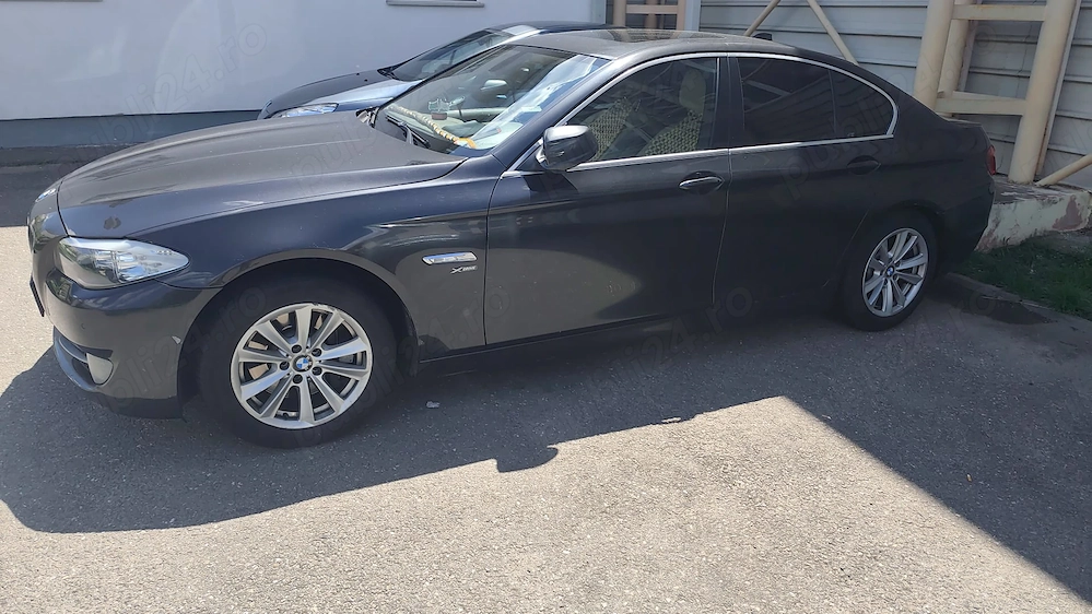 Vând BMW  seria 5 