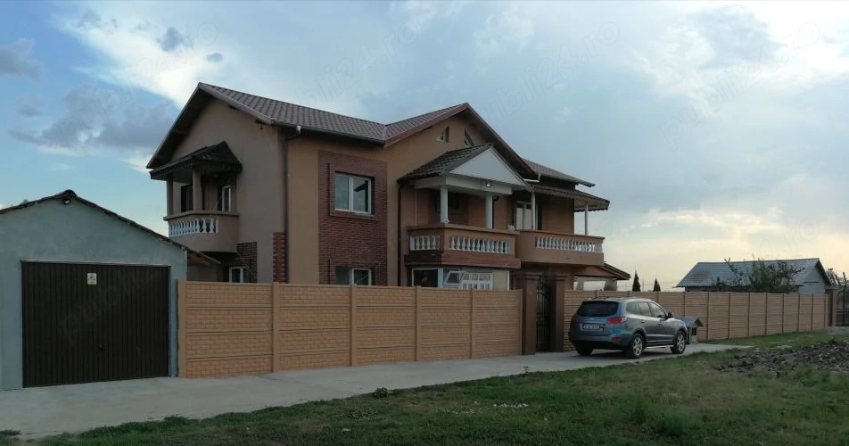 Vind si cu apartament la schimb